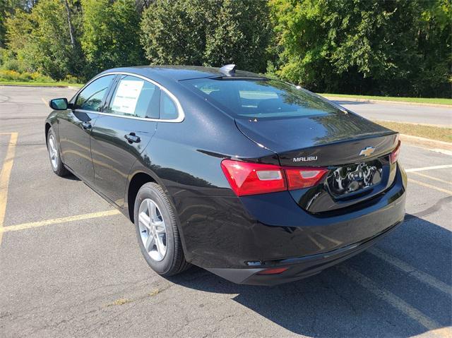 new 2025 Chevrolet Malibu car