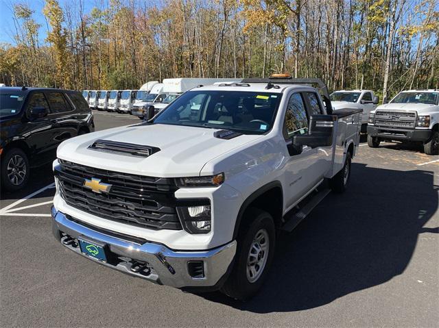 used 2024 Chevrolet Silverado 3500 car, priced at $53,113