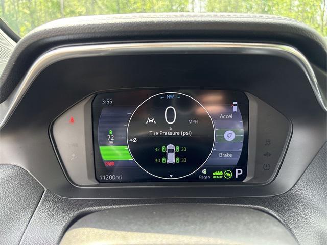 used 2022 Chevrolet Bolt EUV car, priced at $23,879