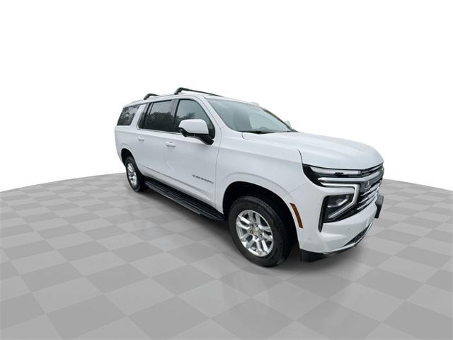 used 2025 Chevrolet Suburban car, priced at $66,799