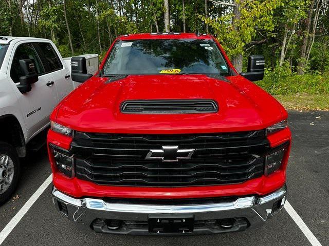 new 2024 Chevrolet Silverado 3500 car, priced at $50,600