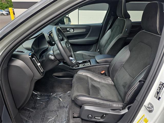 used 2022 Volvo XC40 car, priced at $29,488
