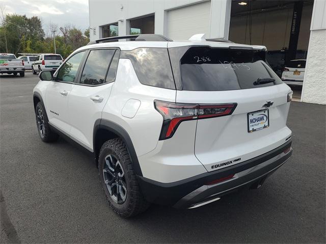 new 2025 Chevrolet Equinox car, priced at $40,184