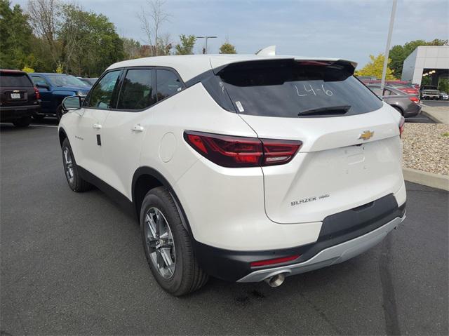 new 2025 Chevrolet Blazer car