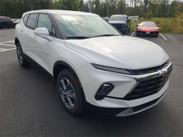 new 2025 Chevrolet Blazer car