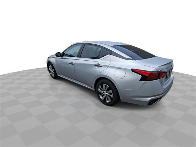 used 2019 Nissan Altima car, priced at $13,900