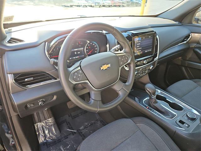 used 2023 Chevrolet Traverse car, priced at $28,800