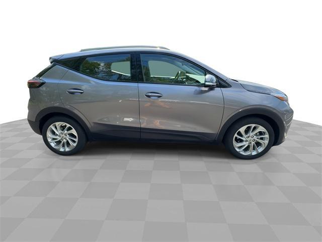 used 2023 Chevrolet Bolt EUV car, priced at $23,000