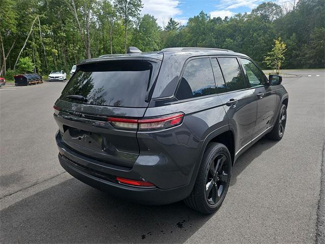 used 2022 Jeep Grand Cherokee car, priced at $32,299