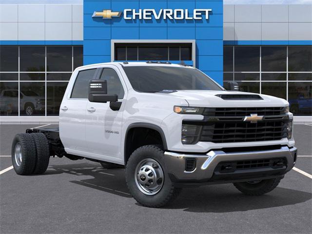 new 2025 Chevrolet Silverado 3500 car, priced at $54,688