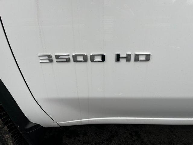 new 2025 Chevrolet Silverado 3500 car, priced at $62,118