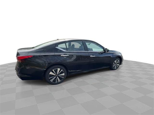 used 2022 Nissan Altima car, priced at $22,206