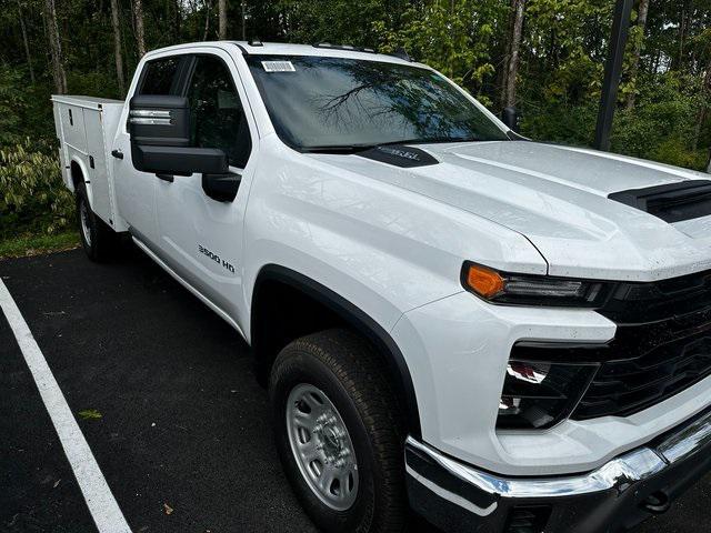 new 2024 Chevrolet Silverado 3500 car, priced at $51,858