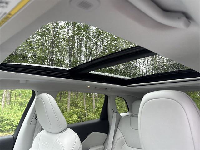 used 2020 Jeep Cherokee car, priced at $21,686