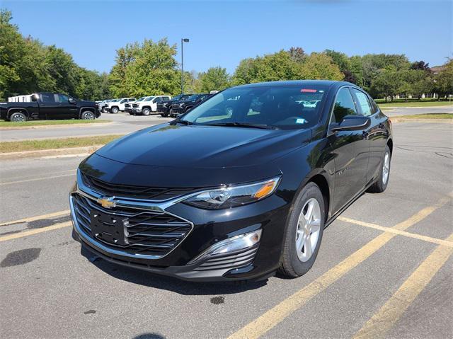 new 2025 Chevrolet Malibu car, priced at $26,495