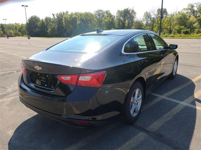 new 2025 Chevrolet Malibu car, priced at $26,495