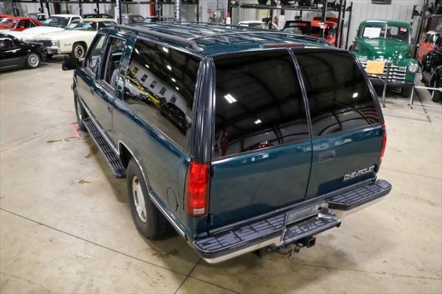 used 1998 Chevrolet Suburban car, priced at $24,900