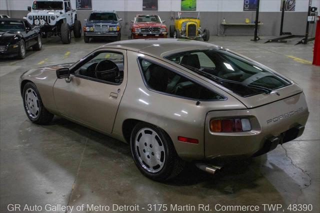 used 1982 Porsche 928 car, priced at $13,900