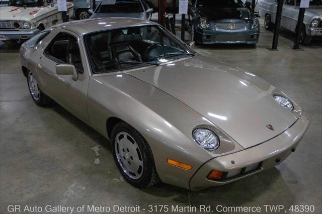 used 1982 Porsche 928 car, priced at $13,900