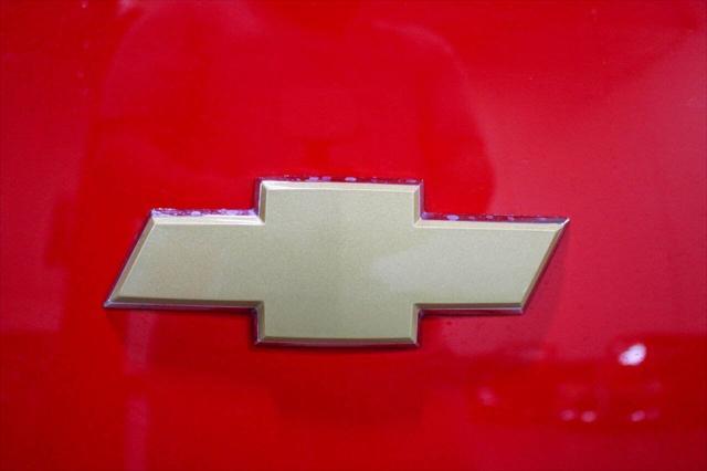 used 2005 Chevrolet SSR car, priced at $44,900