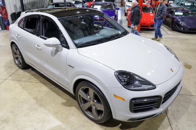 used 2022 Porsche Cayenne car, priced at $69,900