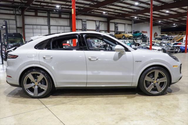 used 2022 Porsche Cayenne car, priced at $69,900