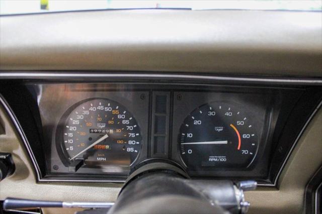 used 1982 Chevrolet Corvette car, priced at $18,900