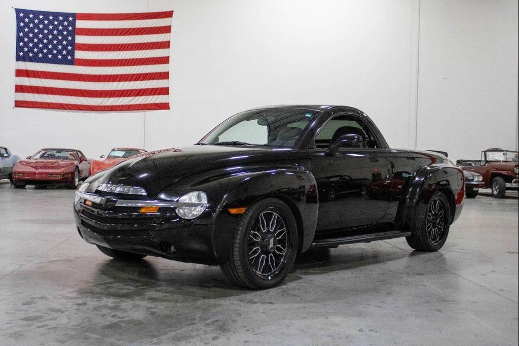 used 2005 Chevrolet SSR car, priced at $26,900