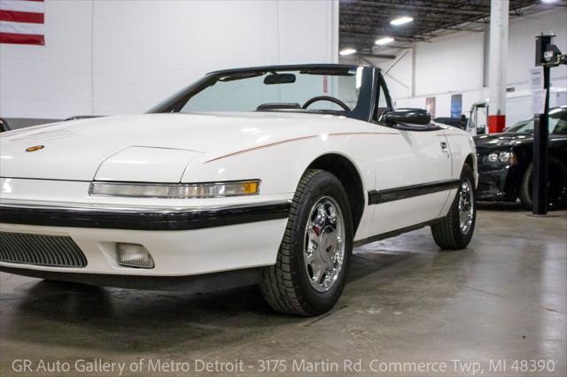 used 1990 Buick Reatta car, priced at $11,900