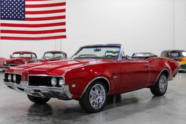 used 1969 Oldsmobile Cutlass Supreme car, priced at $35,900