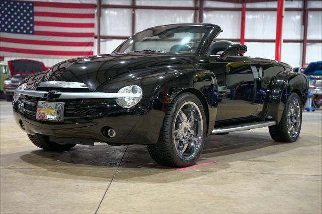 used 2005 Chevrolet SSR car, priced at $25,900