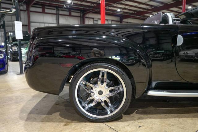 used 2005 Chevrolet SSR car, priced at $25,900