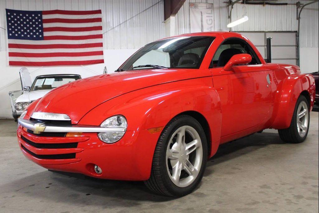 used 2004 Chevrolet SSR car, priced at $24,900