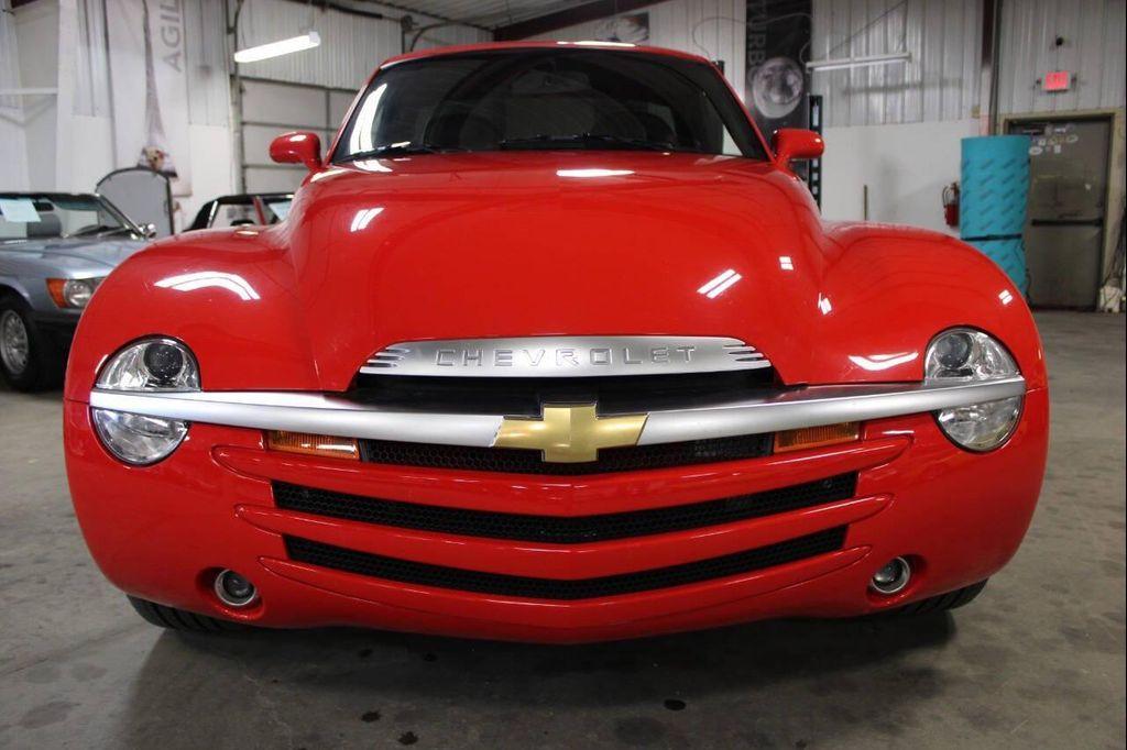 used 2004 Chevrolet SSR car, priced at $24,900