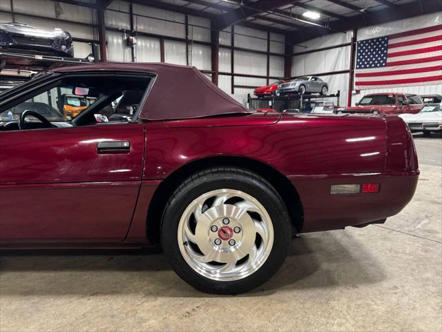 used 1993 Chevrolet Corvette car, priced at $14,900