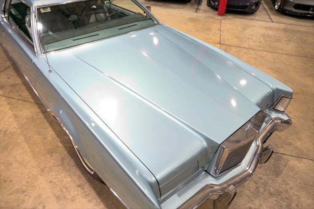 used 1973 Lincoln Continental car, priced at $15,900
