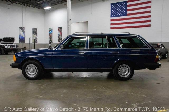 used 1985 Mercedes-Benz E-Class car, priced at $19,900