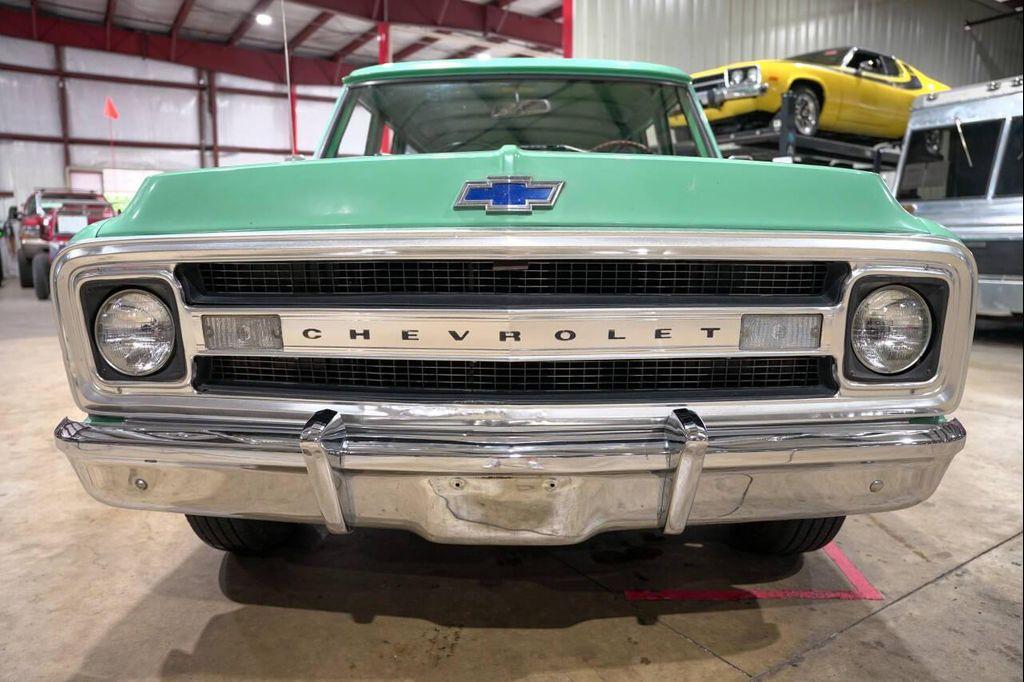 used 1969 Chevrolet Suburban car, priced at $26,400