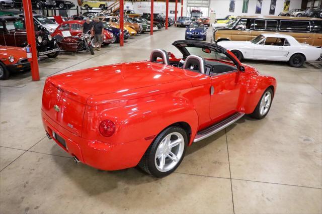 used 2004 Chevrolet SSR car, priced at $29,900