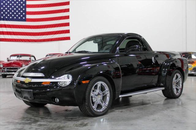 used 2005 Chevrolet SSR car, priced at $30,900