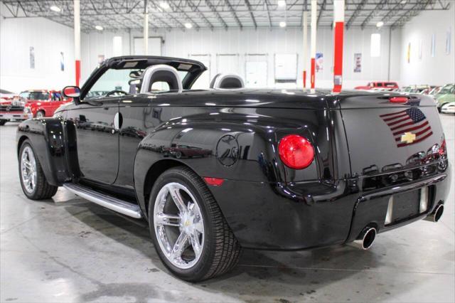 used 2005 Chevrolet SSR car, priced at $30,900