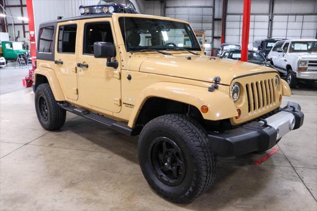 used 2013 Jeep Wrangler Unlimited car, priced at $15,900