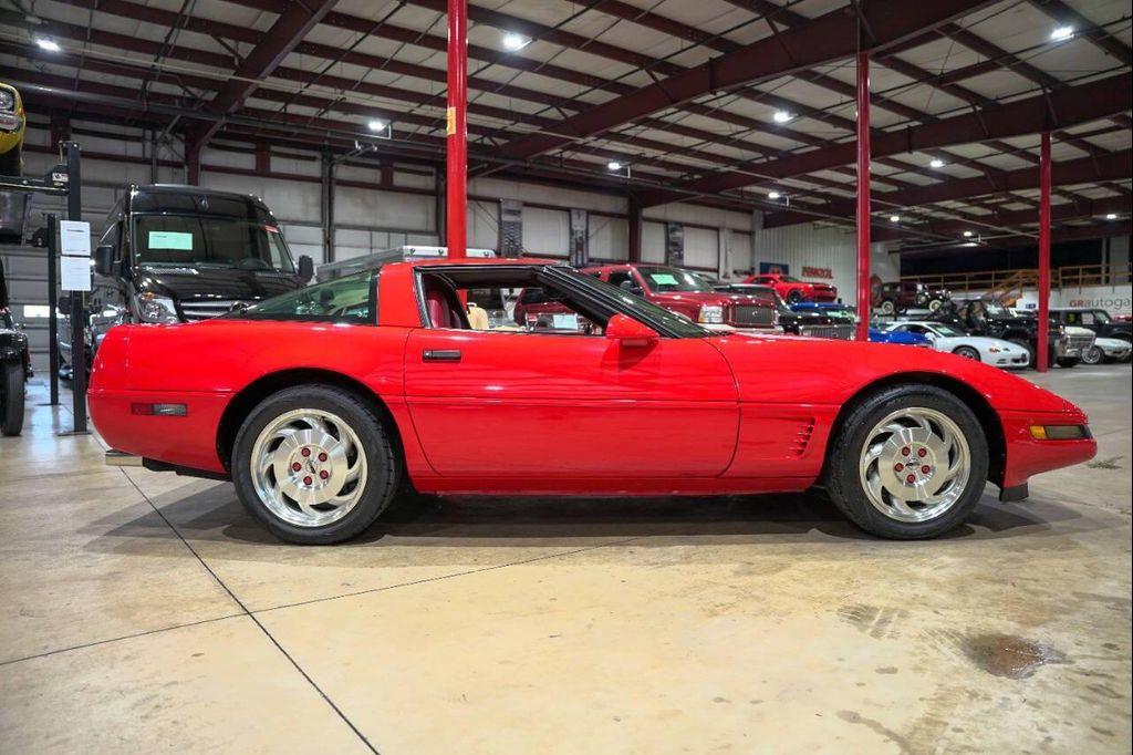 used 1995 Chevrolet Corvette car, priced at $16,900