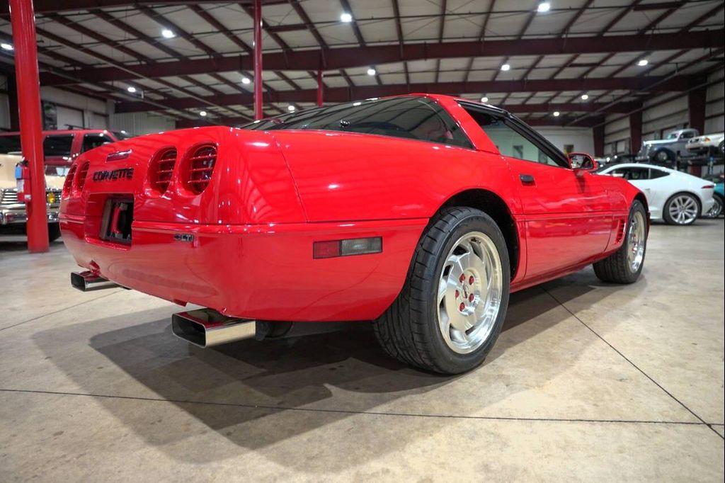 used 1995 Chevrolet Corvette car, priced at $16,900