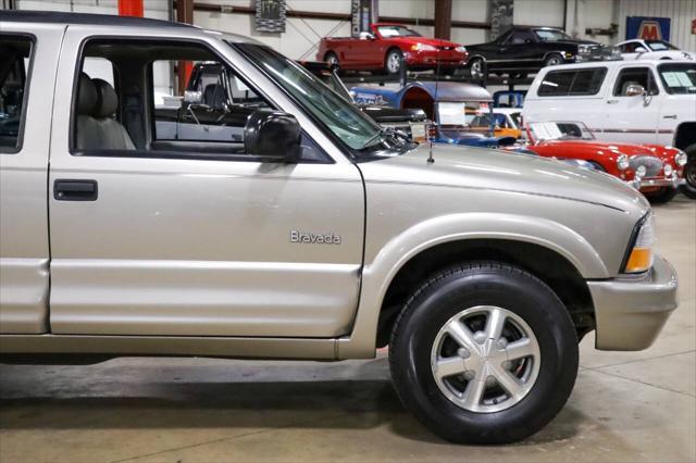 used 1999 Oldsmobile Bravada car, priced at $13,900