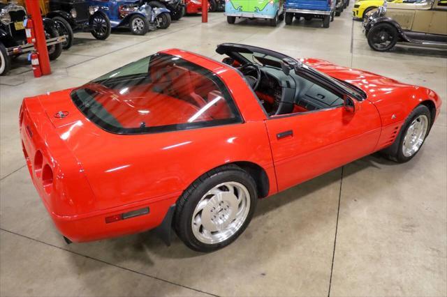 used 1993 Chevrolet Corvette car, priced at $17,900