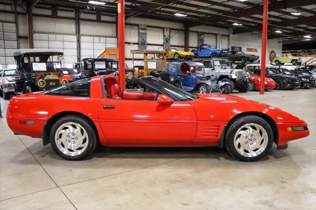 used 1993 Chevrolet Corvette car, priced at $17,900