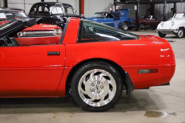 used 1993 Chevrolet Corvette car, priced at $17,900