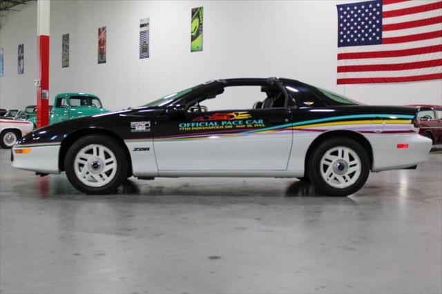 used 1993 Chevrolet Camaro car, priced at $13,900