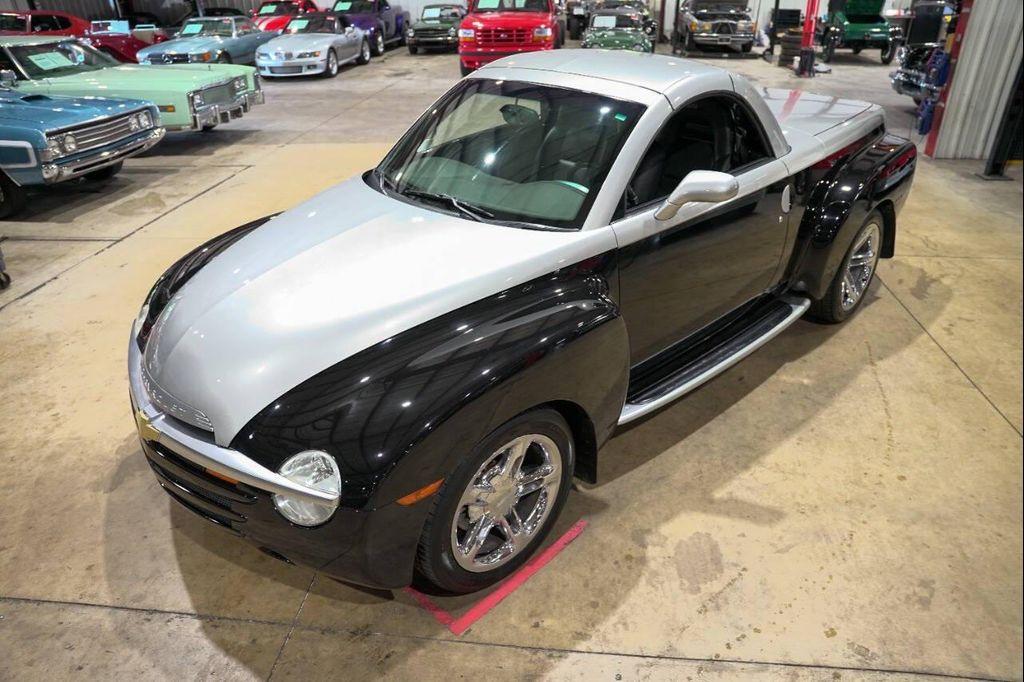 used 2005 Chevrolet SSR car, priced at $30,900